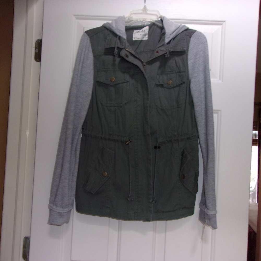 MUDD Knit Sleeve Utility Jacket - Size Medium